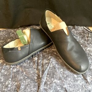 New in box. Never worn.